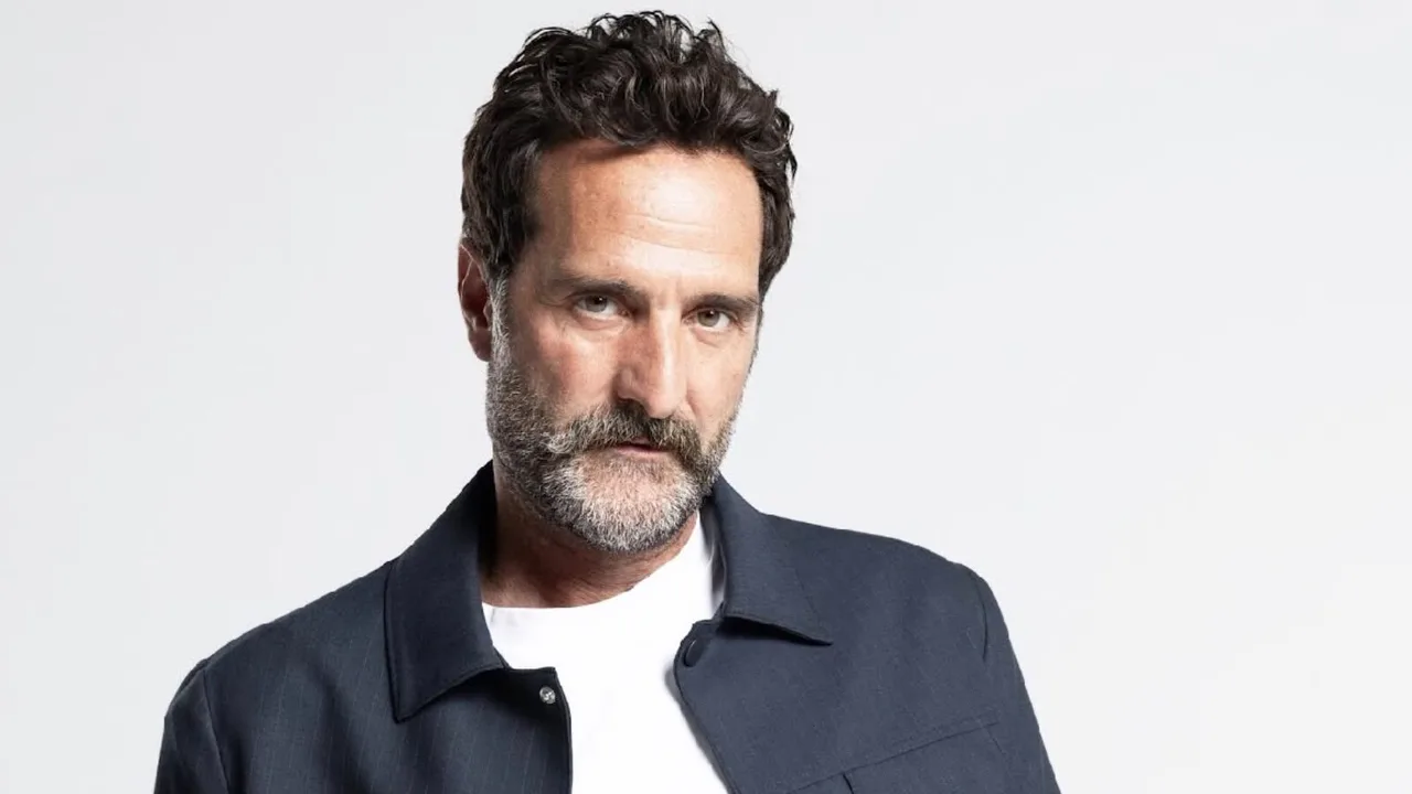 تيمور آجار Timur Acar في مسلسل Centilmen